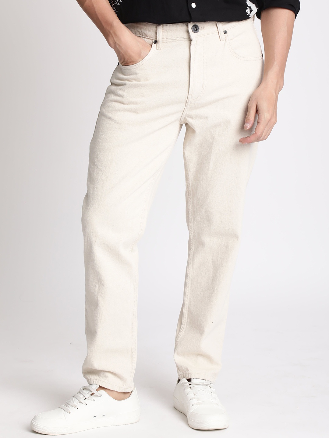 

The Roadster Lifestyle Co Men Cotton Mid Rise Jeans, Beige