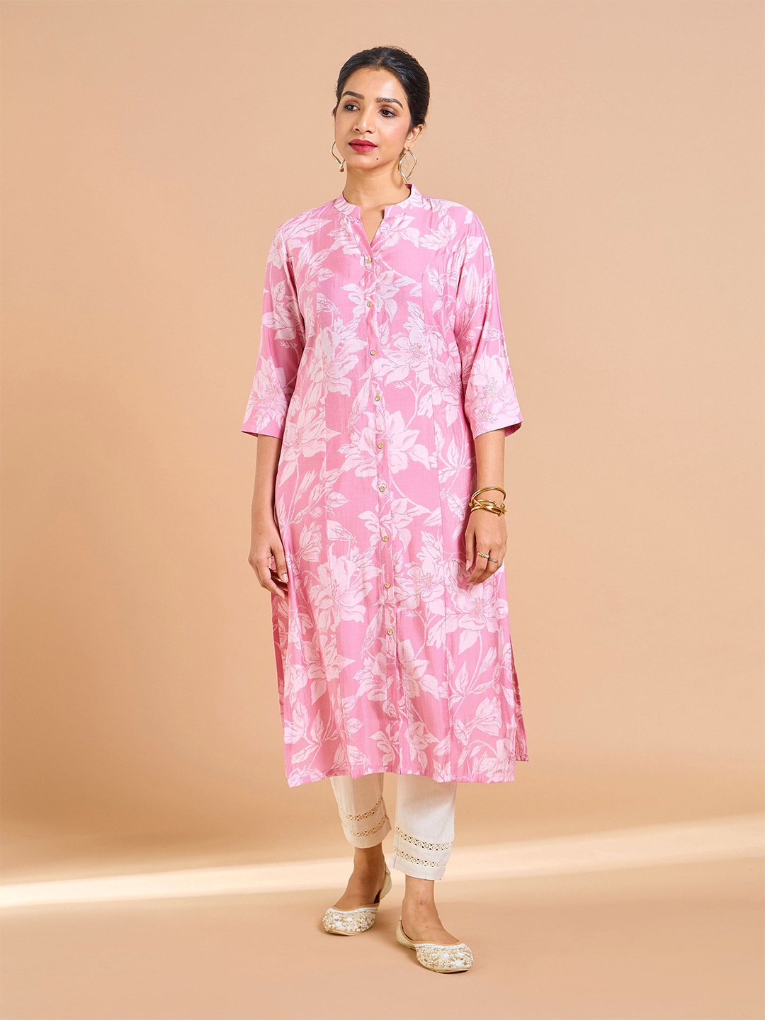

Vismay Floral Printed Kurta, Pink