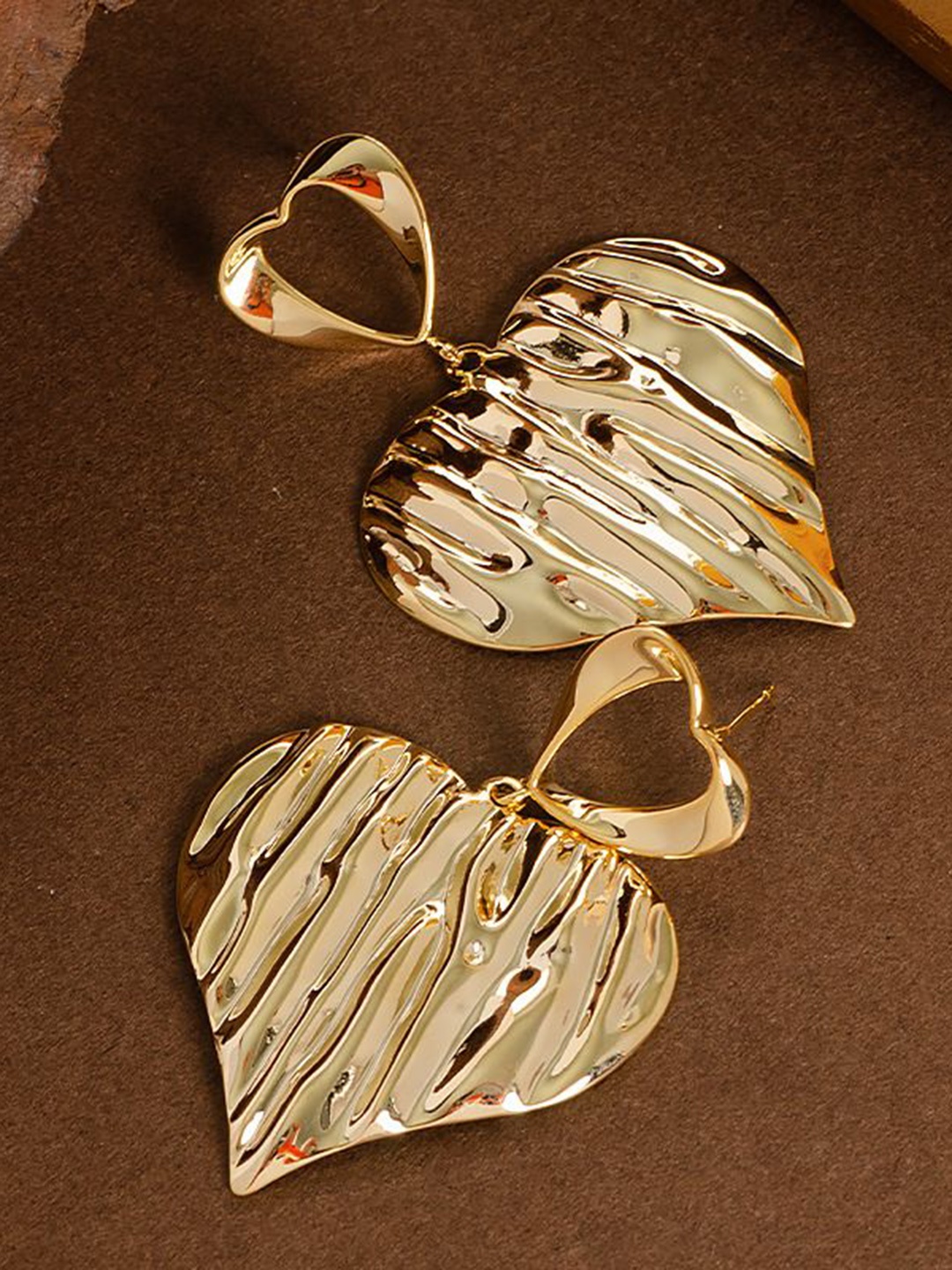 

DressBerry Heart Shaped Drop Earrings, Gold