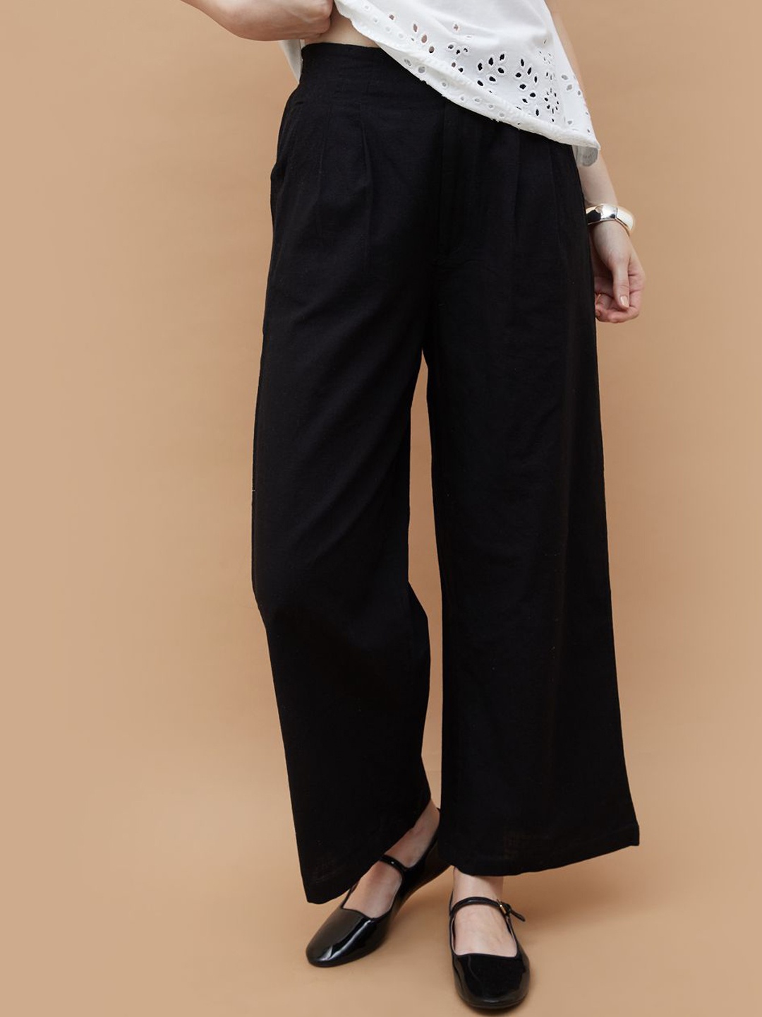 

Fame Forever by Lifestyle Women Printed Pleated Trousers, Black