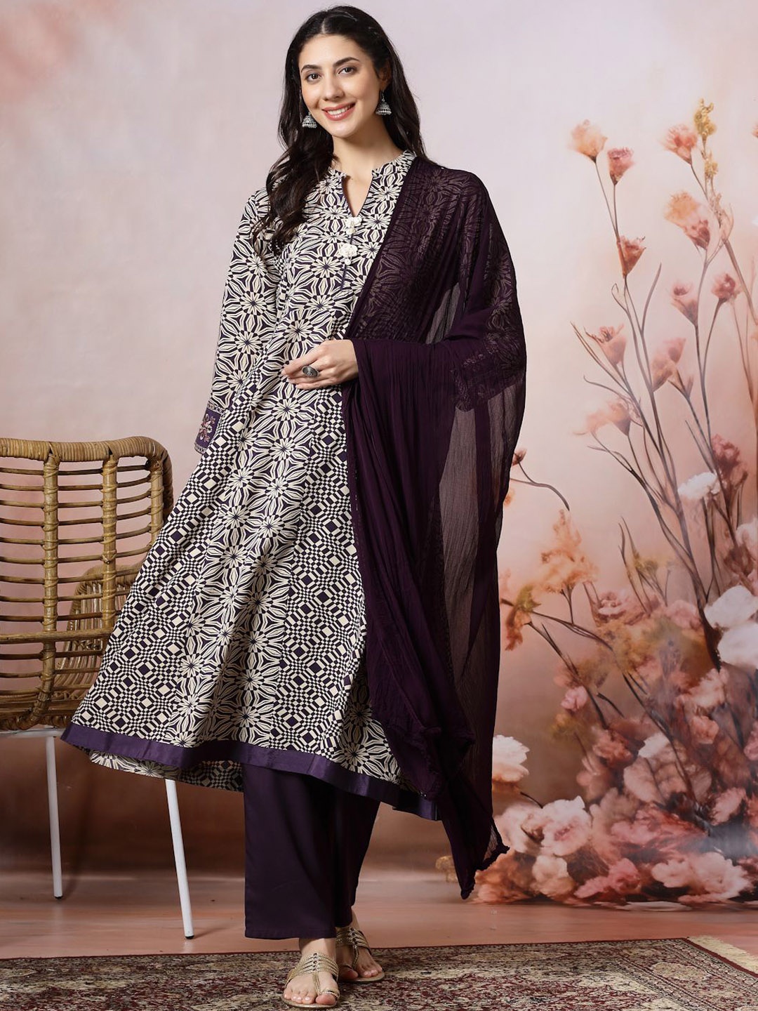 

Nayam By Lakshita Women Floral Printed Regular Kurta with Palazzos & With Dupatta, Purple