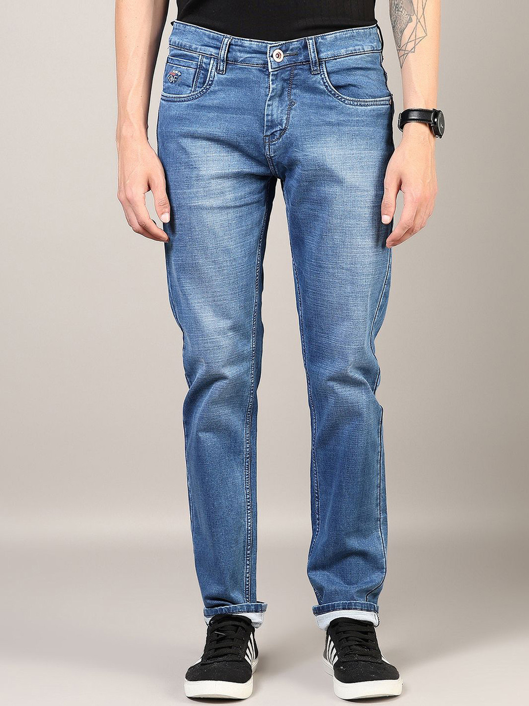 

V-Mart Men Slim Fit Light Fade Jeans, Blue
