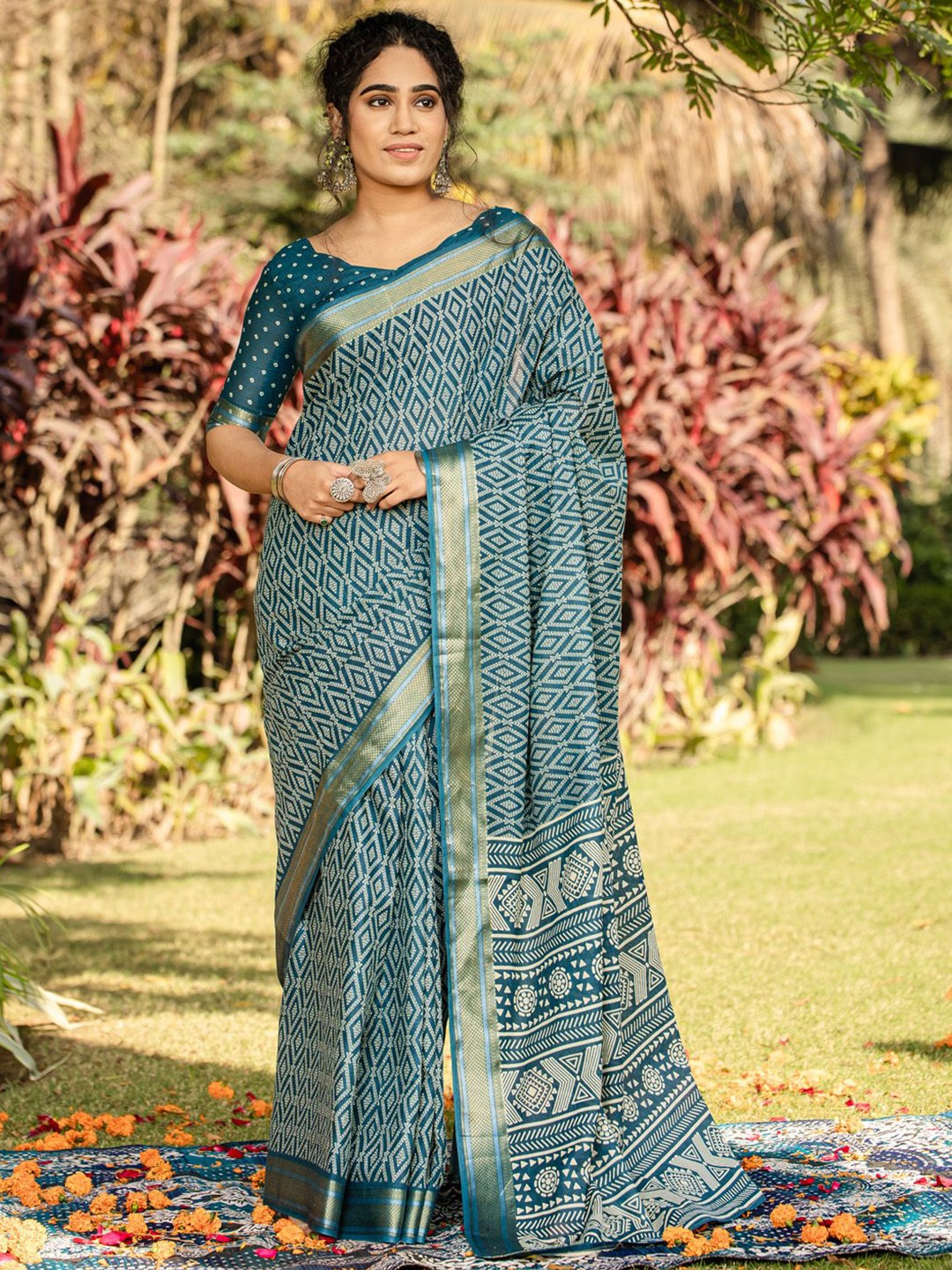 

KALINI Ethnic Motifs Zari Block Print Saree, Teal