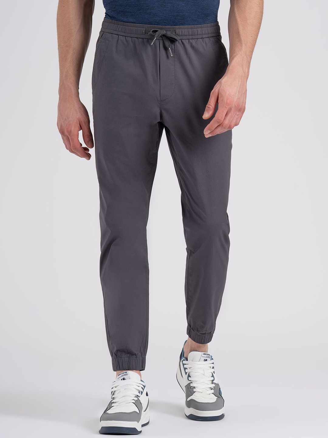 

Red Tape Men Cotton Mid Rise Joggers, Grey