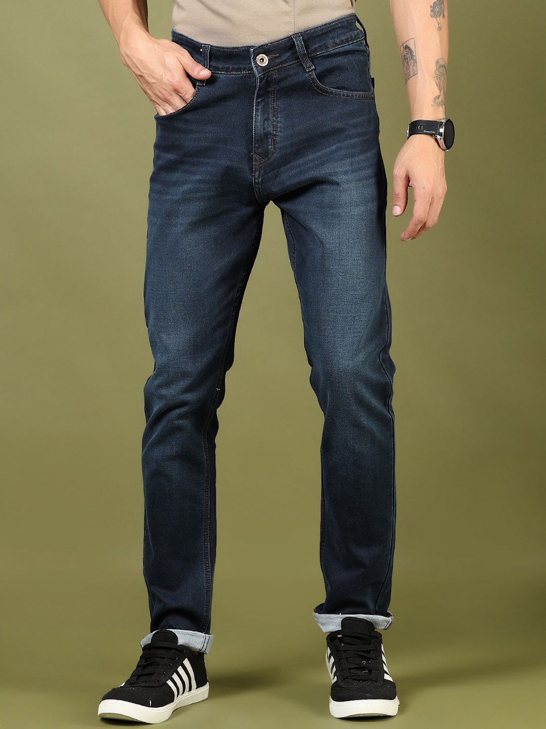 

V-Mart Men Light Fade Jeans, Blue