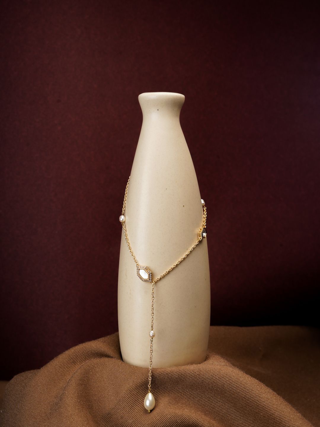 

AARSEE OFFICIAL Anti-Tarnish 22KT Gold-Plated Pearl Mirage Necklace