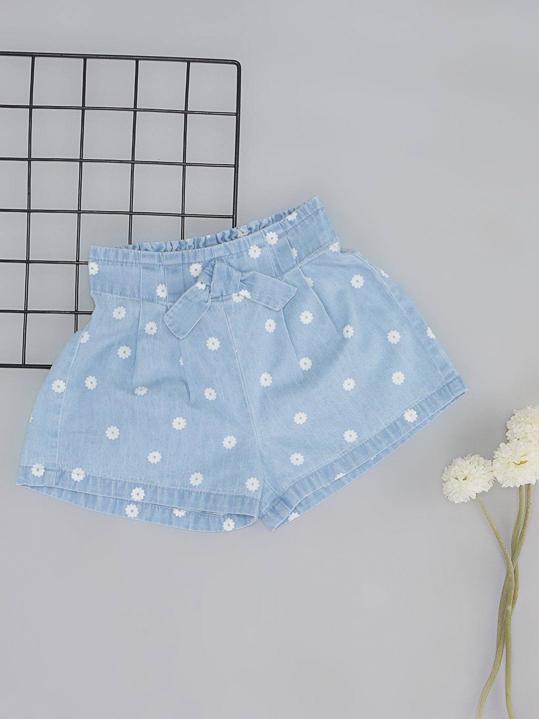 

Pantaloons Junior Girls Floral Printed Loose Fit Denim Shorts, Blue