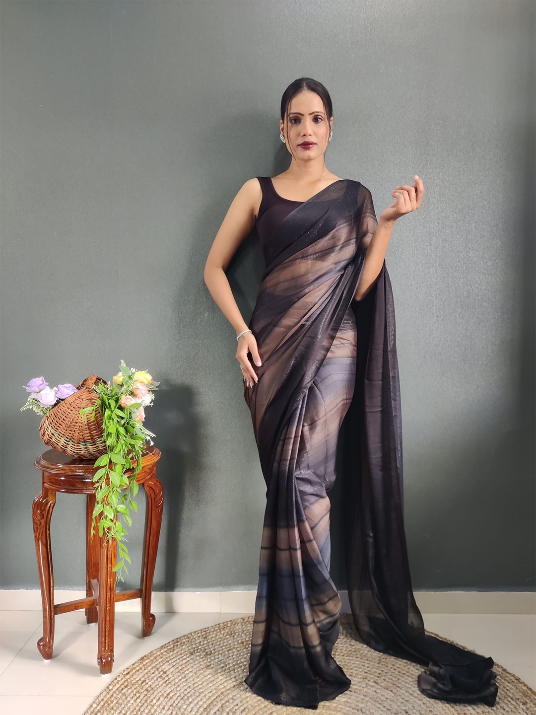 

HERE&NOW Striped Pure Crepe Jamdani Saree, Brown