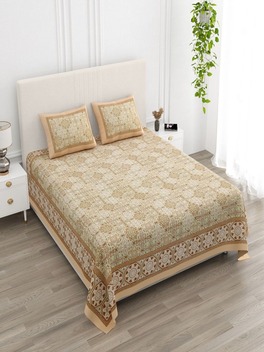 

tundwal's Beige & Brown Floral 210 TC Cotton King Bedsheet Set 2.2 m x 2.74 m