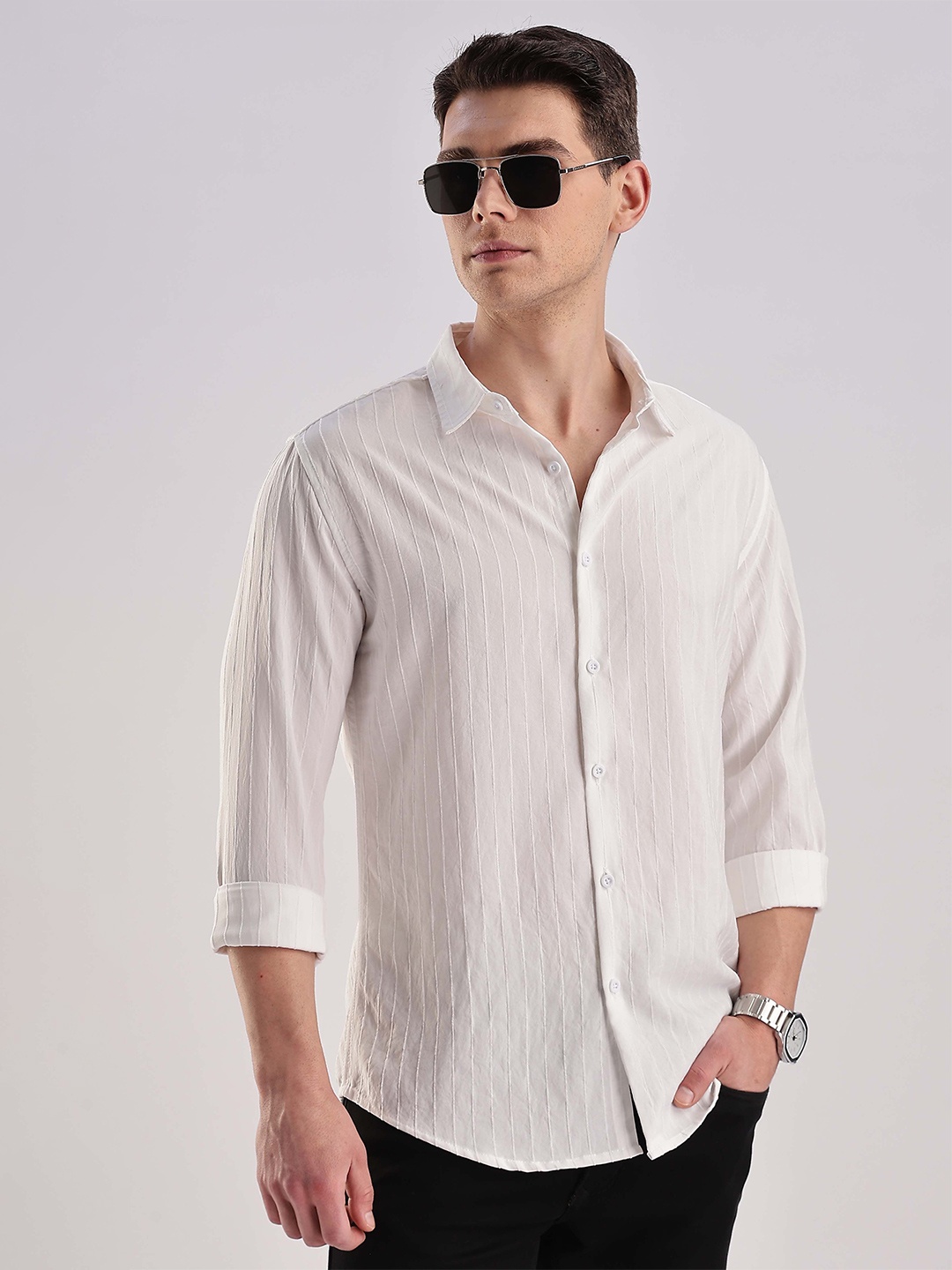 

HERE&NOW Men Slim Fit Opaque Striped Casual Shirt, White