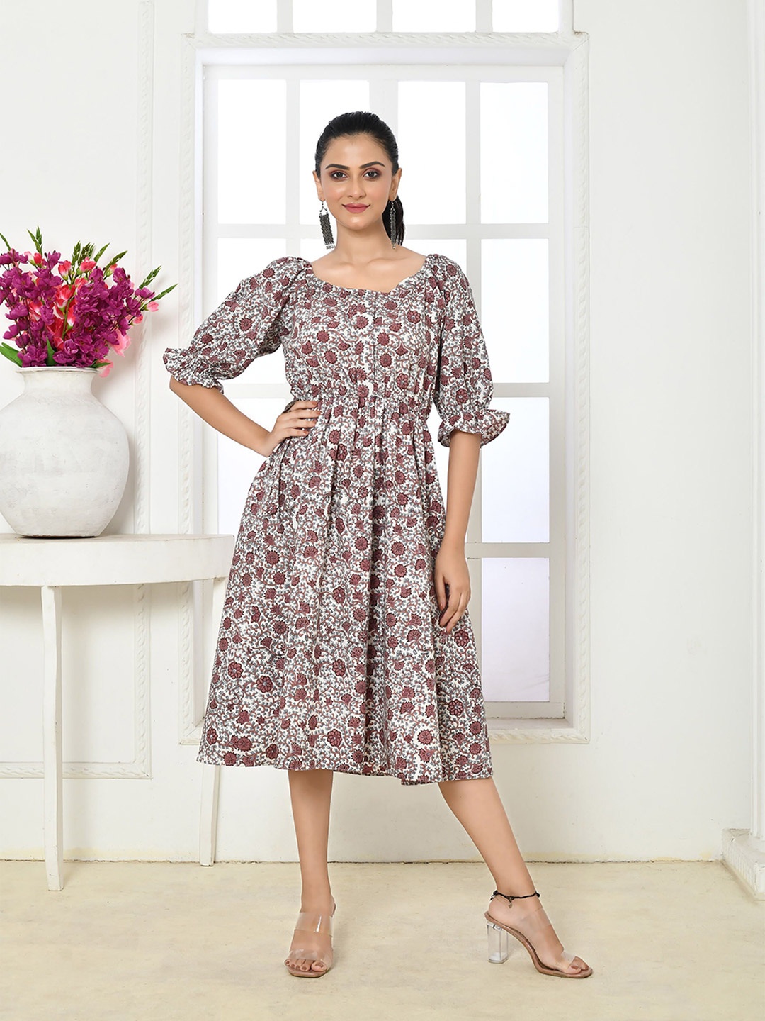 

THREAD SAGA Floral Print Puff Sleeve Fit & Flare Dress, White