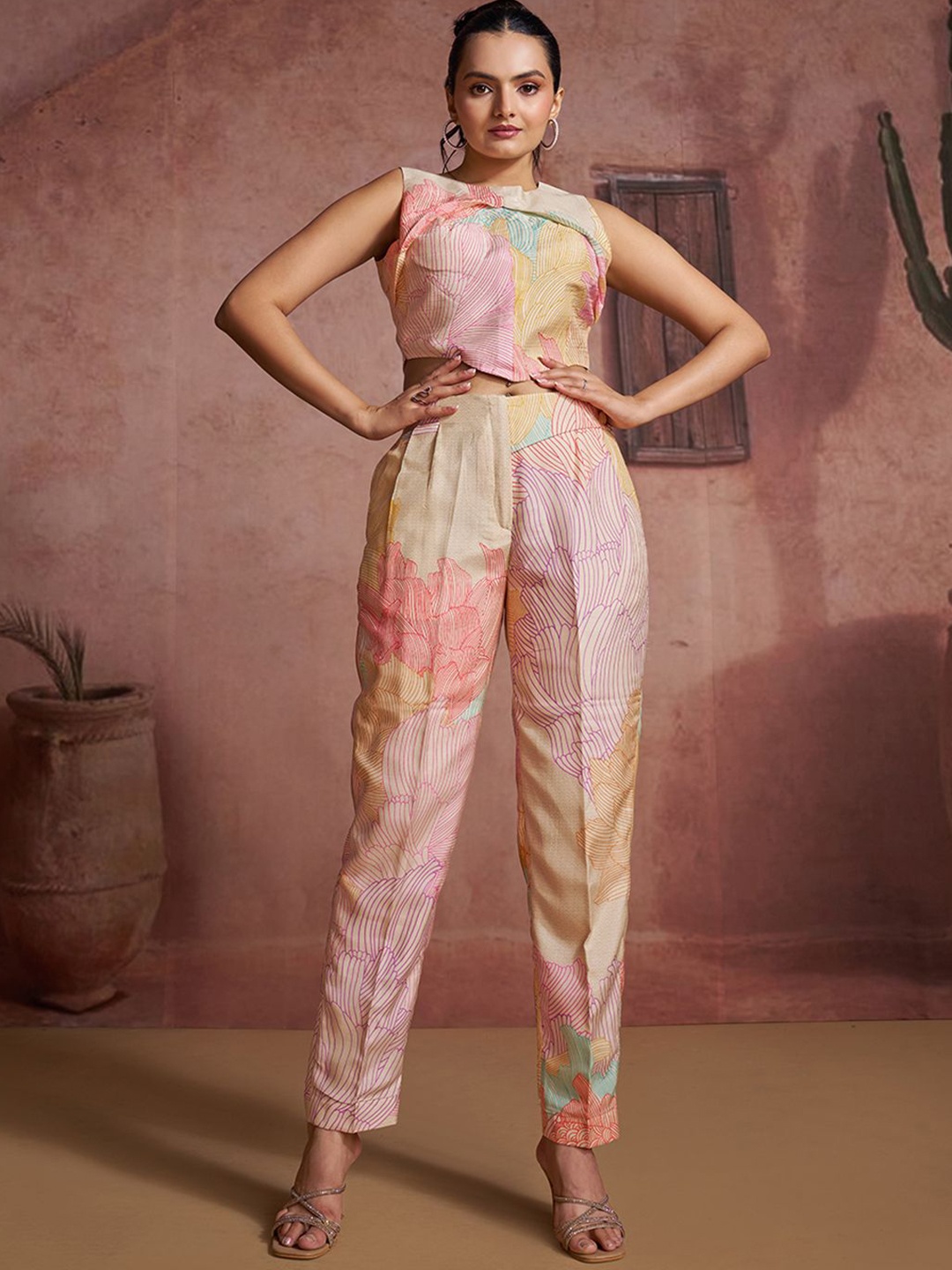 

Fusionic Printed Round Neck Asymmetrical Crop Top With Trousers Co-Ords, Off white