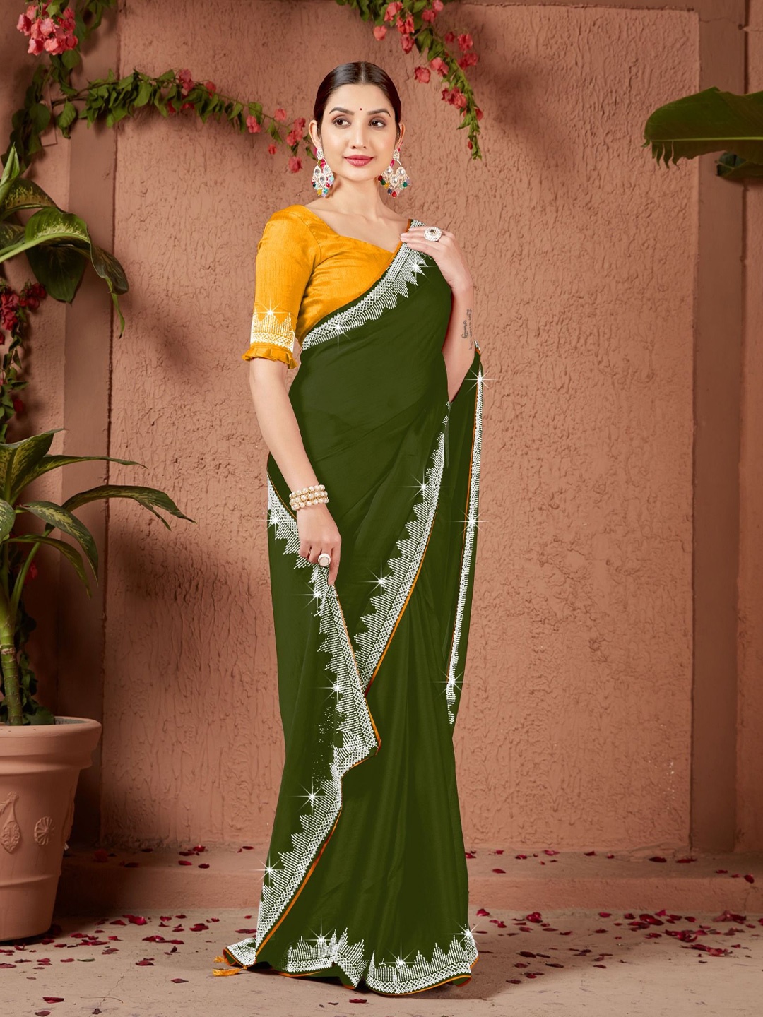 

PAYAL CREATION Sequinned Work Saree, Green