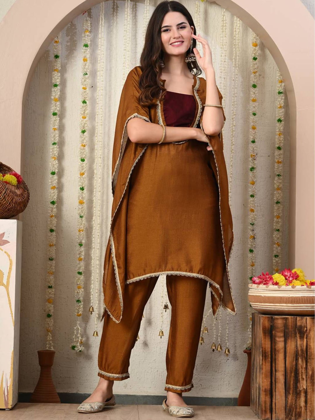 

Myshka Women Regular Gotta Patti Kurta with Trousers, Brown