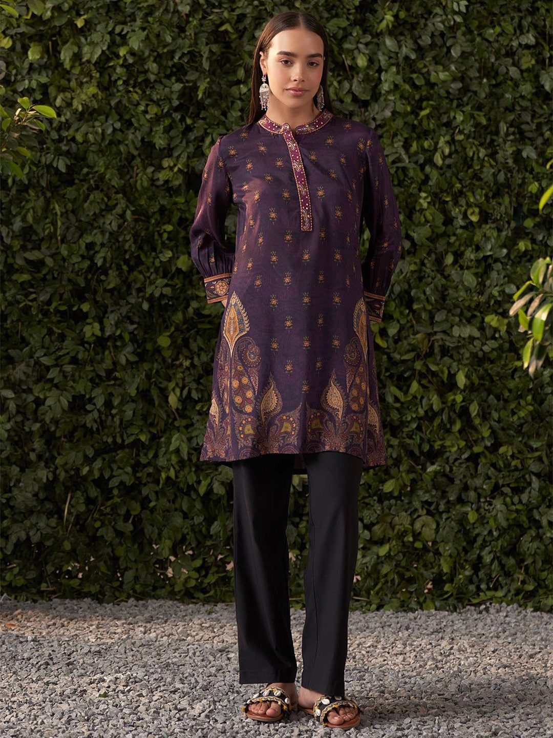 

Lakshita Mandarin Collar Printed Tunic, Purple