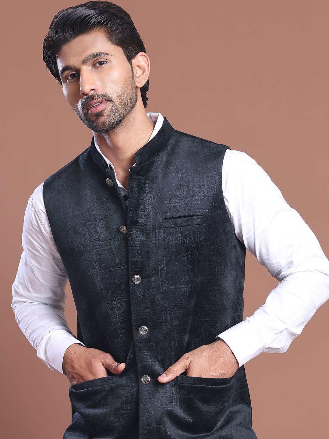 

Anouk Woven Nehru Jacket, Black