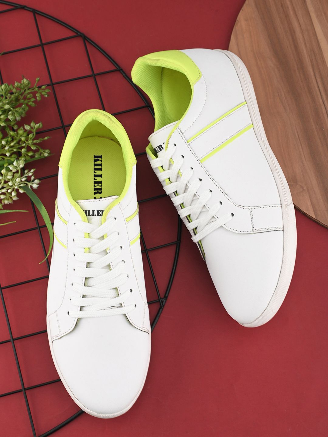 

Killer Men Striped Sneakers, White