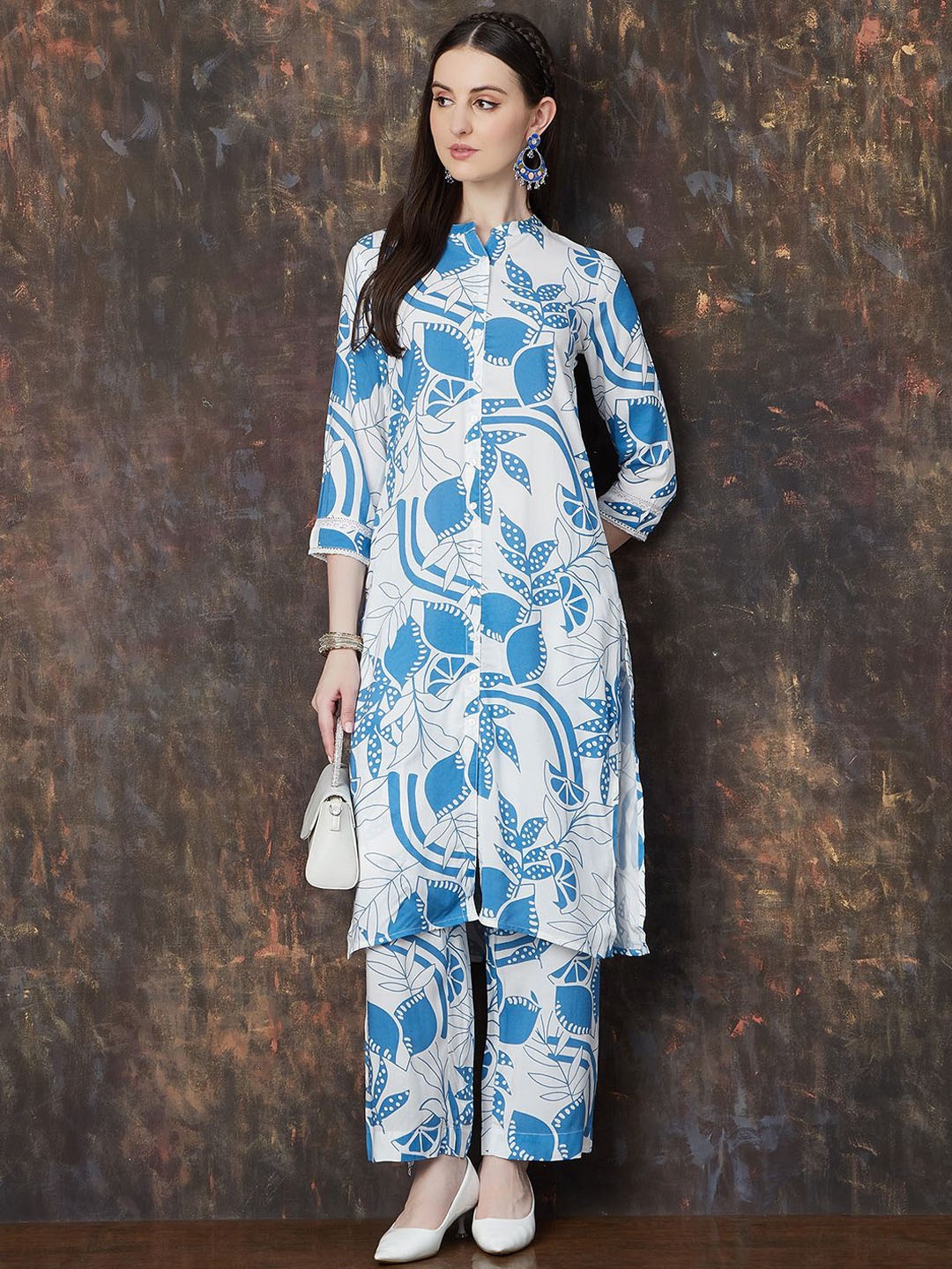 

Melange by Lifestyle Women Floral Printed Regular Kurta with Palazzos, Blue