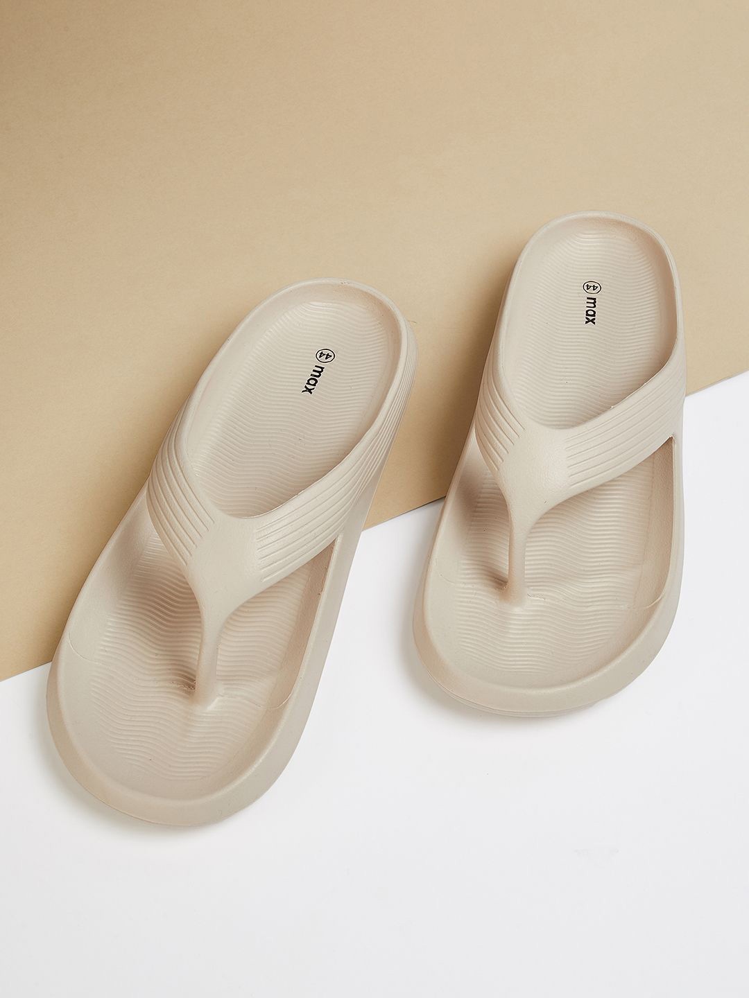 

max Men Thong Flip-Flops, Off white