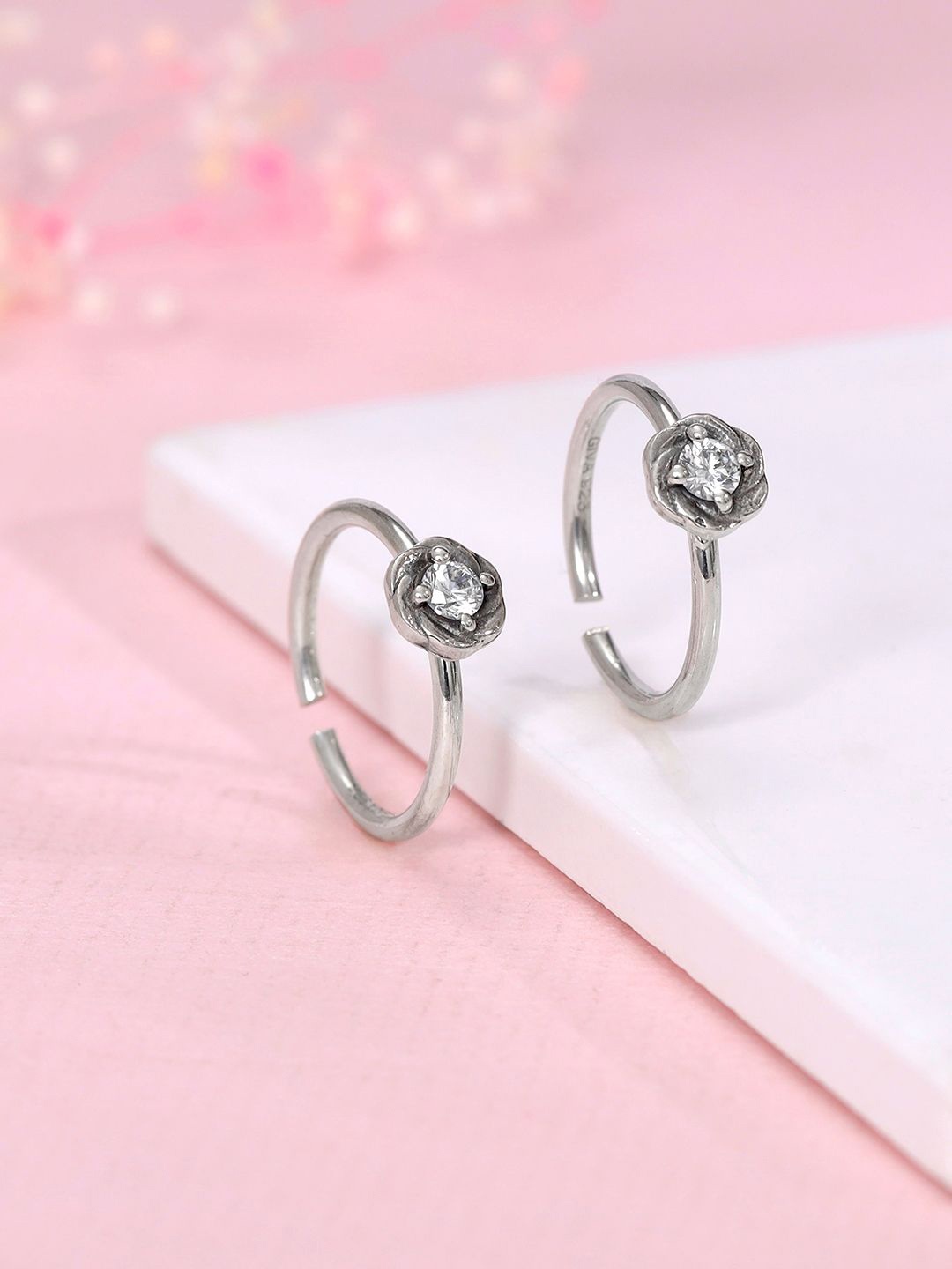 

GIVA Silver-Plated Oxidised Toe Rings