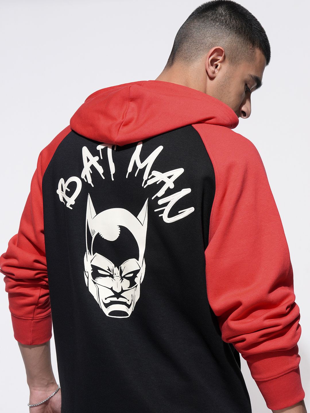 

HIGHLANDER Men Printed Hooded Sweatshirt, Black