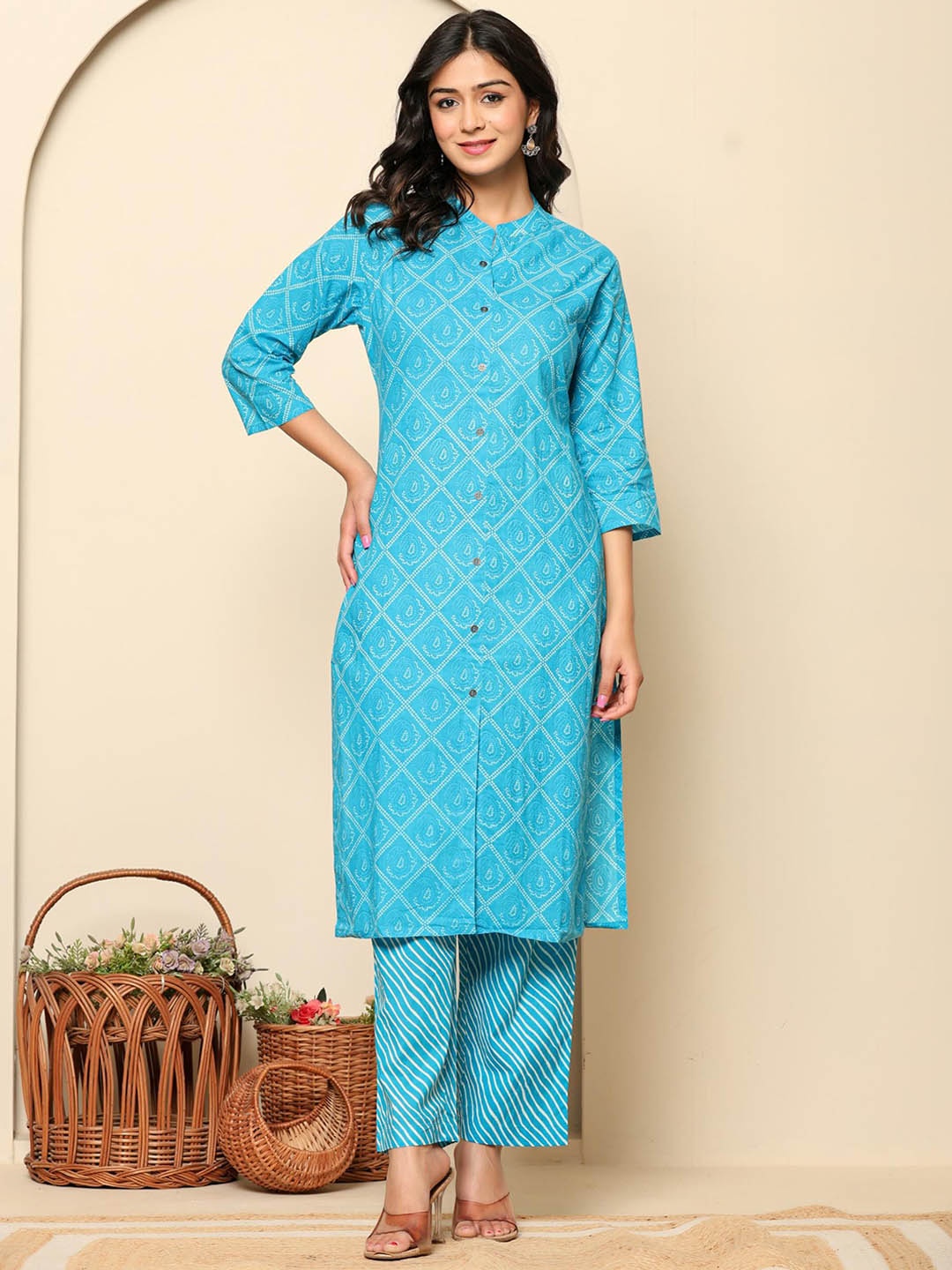 

Rouhab Women Paisley Printed Regular Pure Cotton Kurta with Trousers, Blue