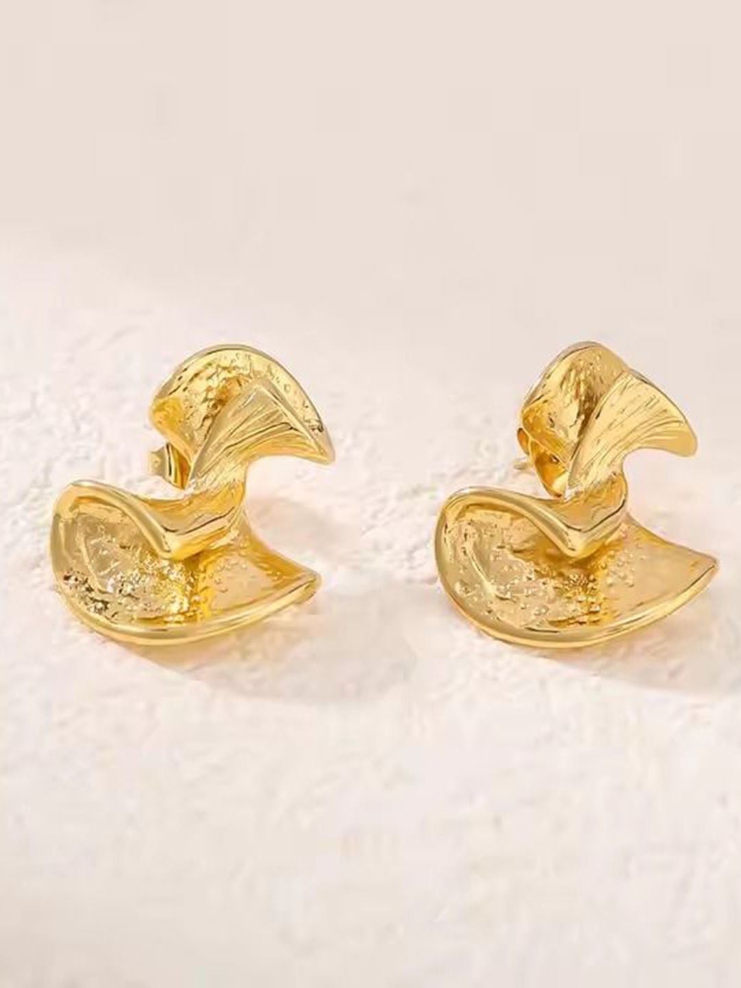 

DressBerry Quirky Studs Earrings, Gold
