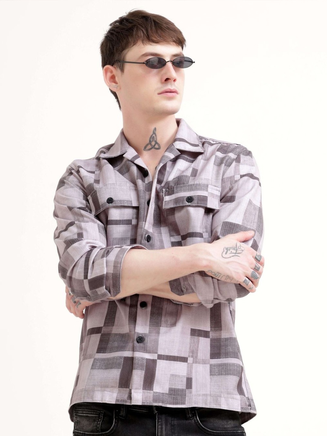 

Estilocus Men Standard Opaque Checked Casual Shirt, Brown