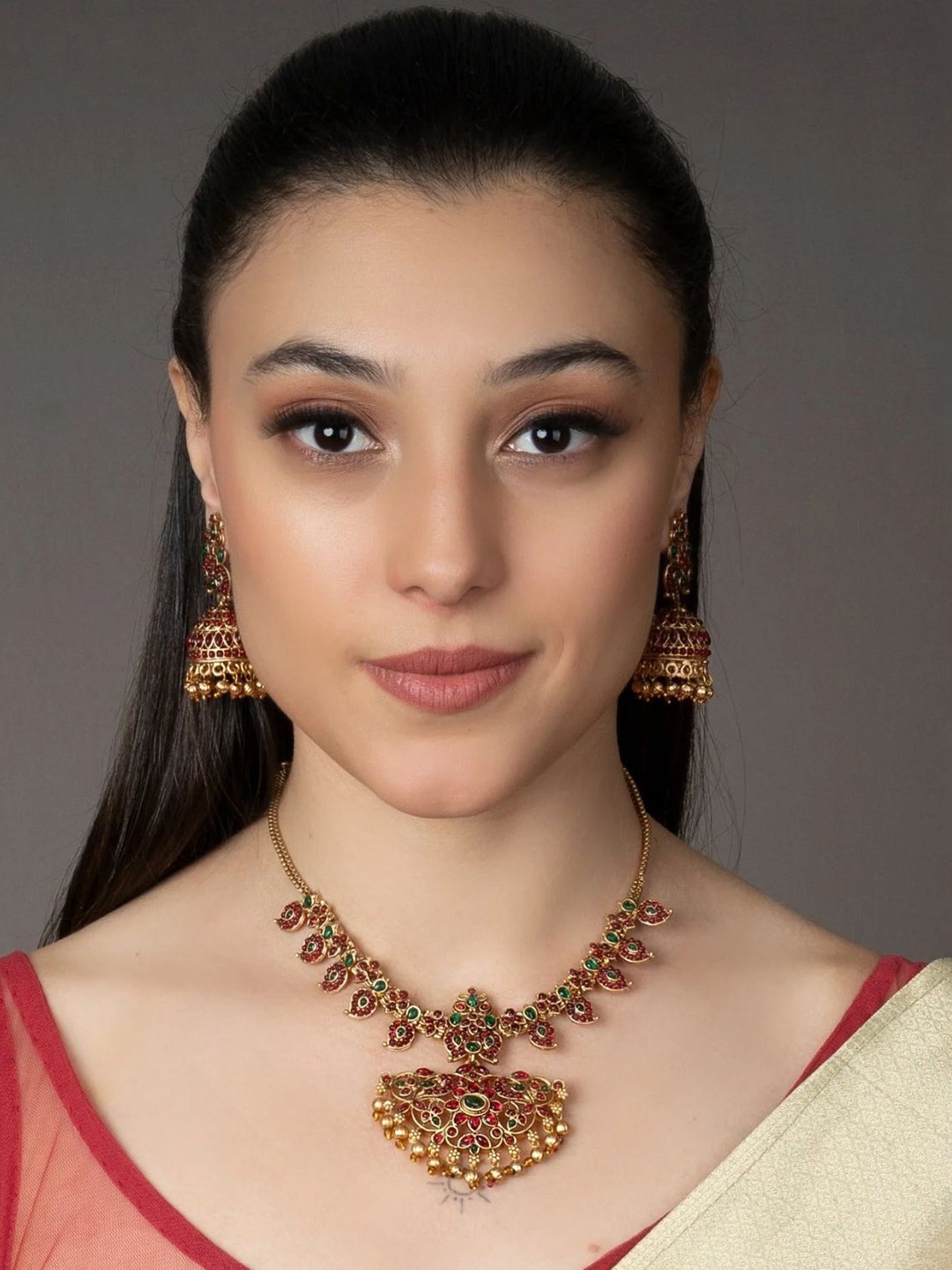 

QUEENS JEWELS Gold-Plated Stone Studded Temple Jewellery Set