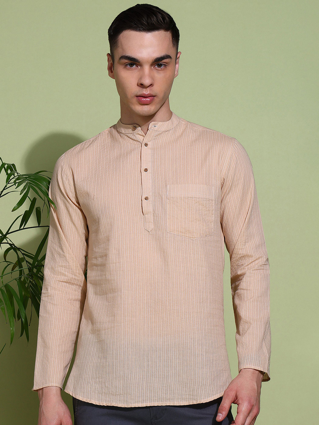 

Anouk Men Geometric Printed Thread Work Kurta, Gold