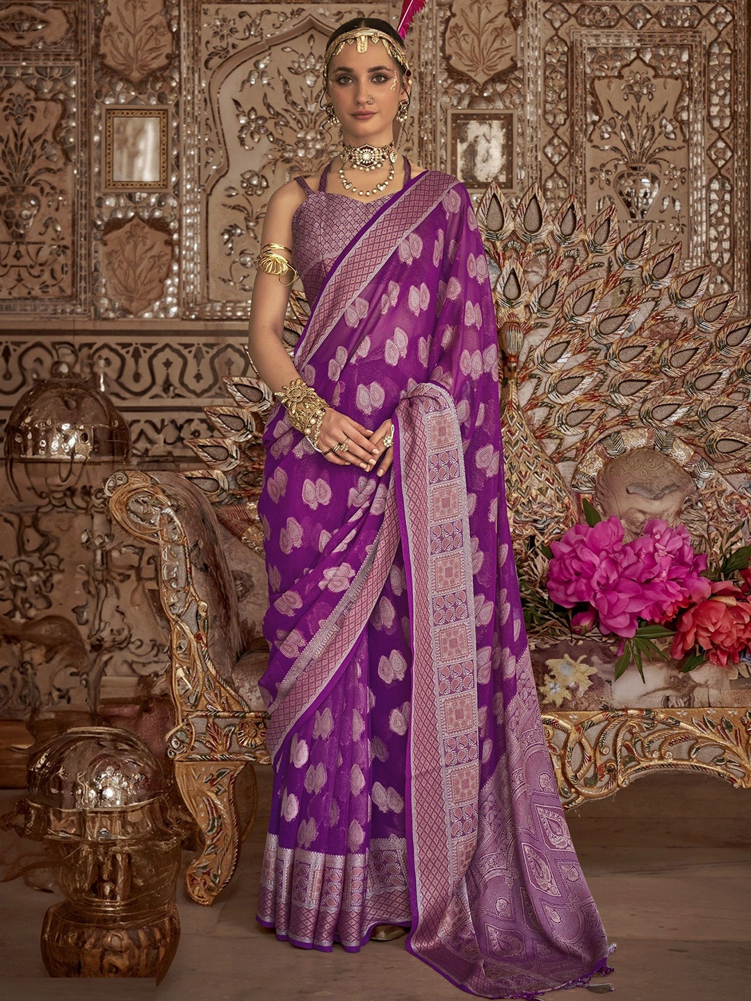 

MAHALASA Ethnic Motifs Zari Pure Georgette Handloom Banarasi Saree, Magenta