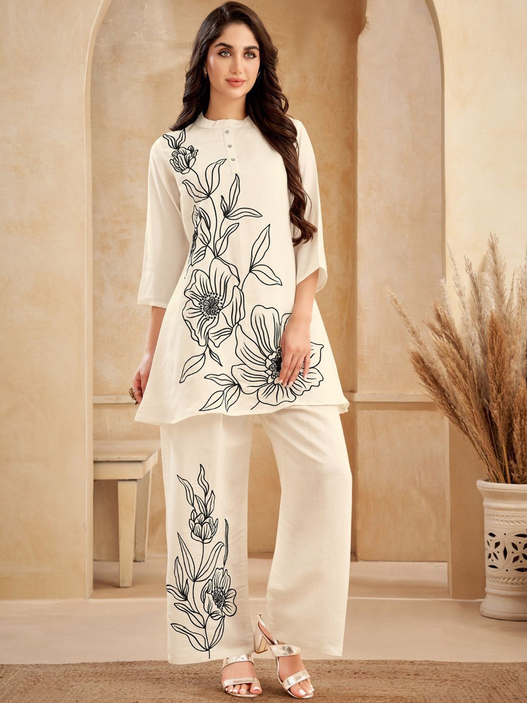

Kaftanize Big Floral Embroidered Top With Trousers Co-Ords, White
