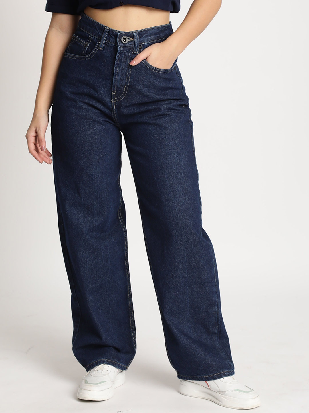

The Roadster Lifestyle Co Women Loose Balloon Fit Jeans, Navy blue