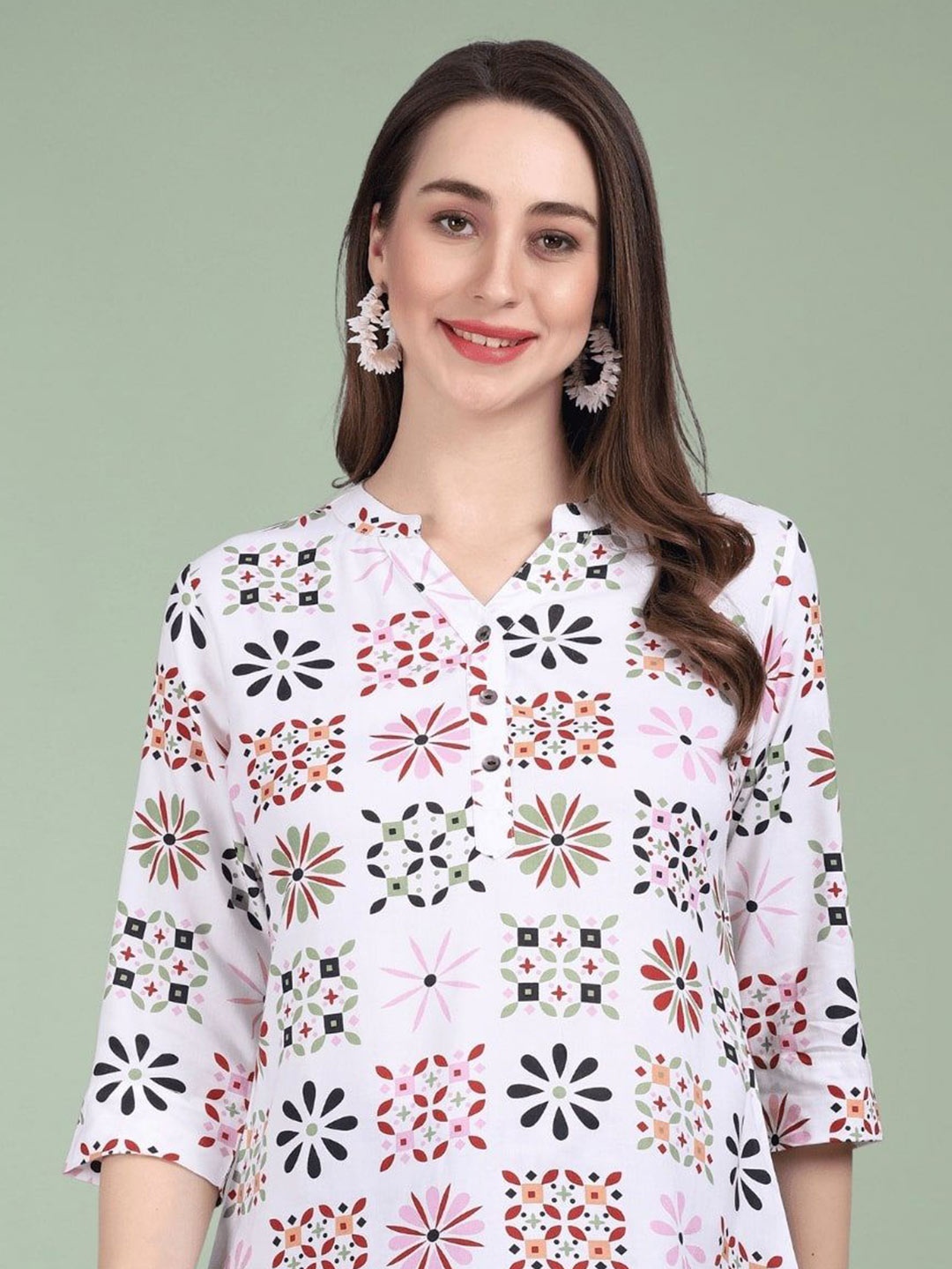 

StyleOcean Mandarin Collar Printed Tunic, Off white