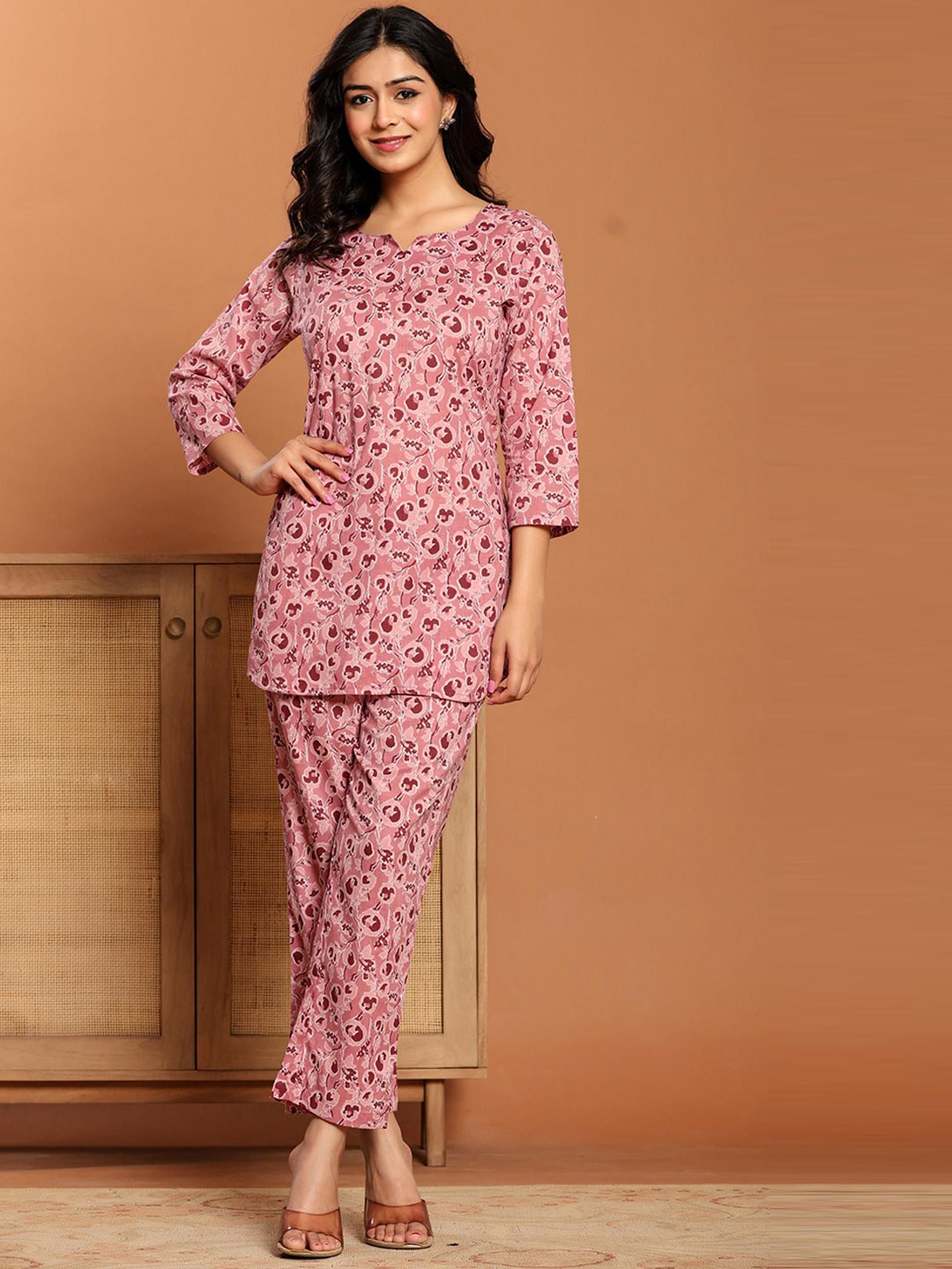 

Ragavi Printed Pure Cotton Tunic With Trouser Co-Ords, Pink