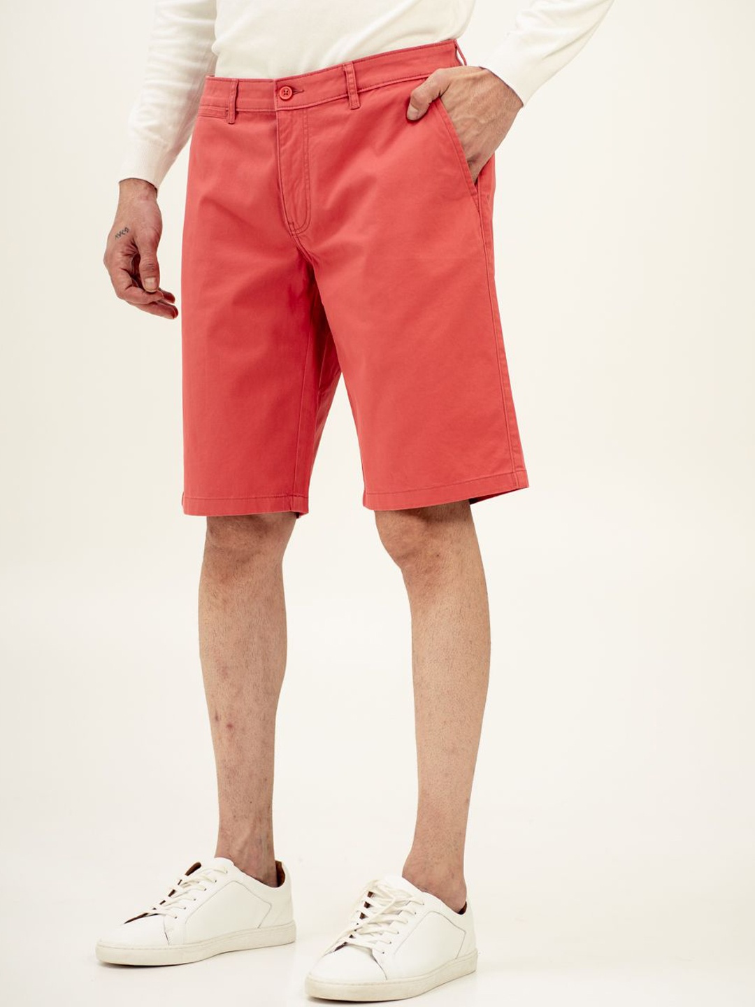 

The Pant Project Men Chino Shorts, Red