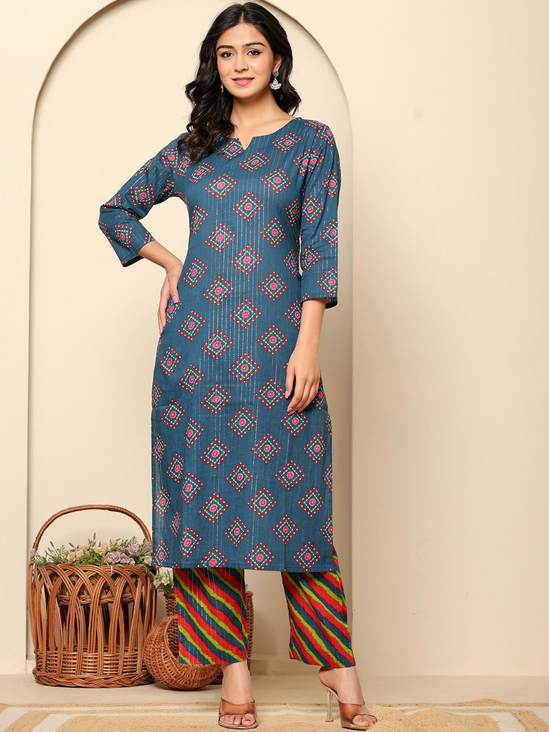 

Rouhab Women Printed Regular Pure Cotton Kurta with Trousers, Navy blue