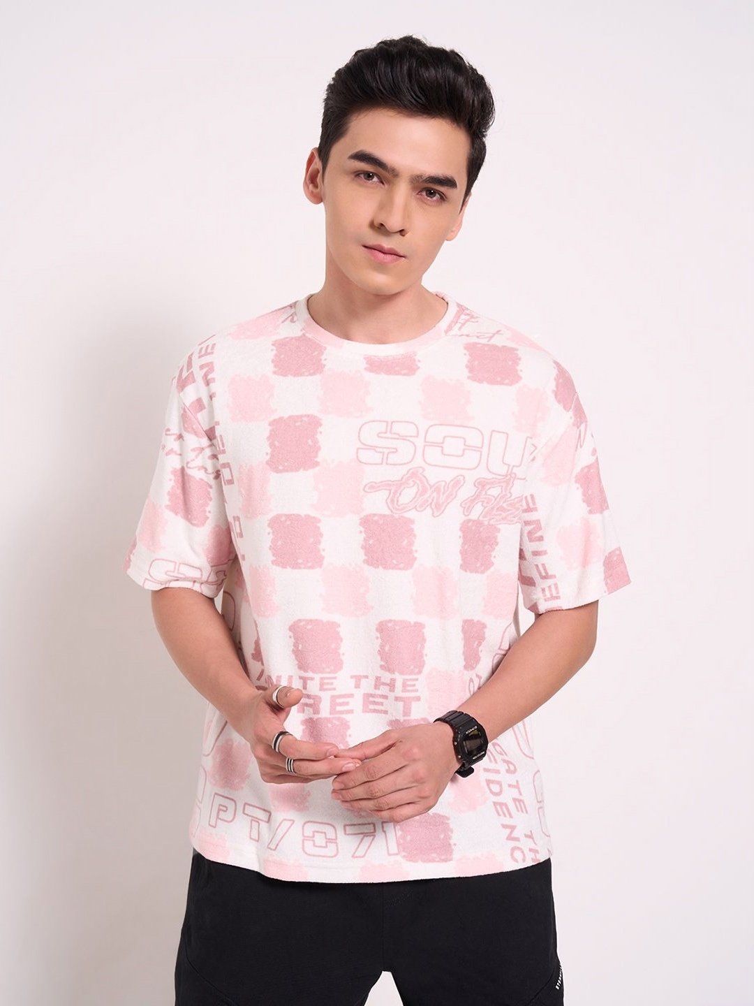 

Street 808 by Pantaloons Men Printed Pockets Boxy T-shirt, Off white