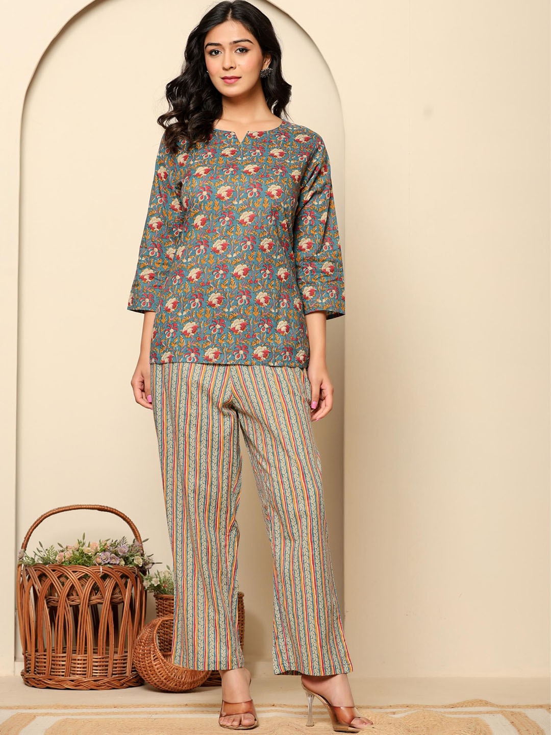 

Ragavi Printed Pure Cotton Tunic With Trouser Co-Ords, Green