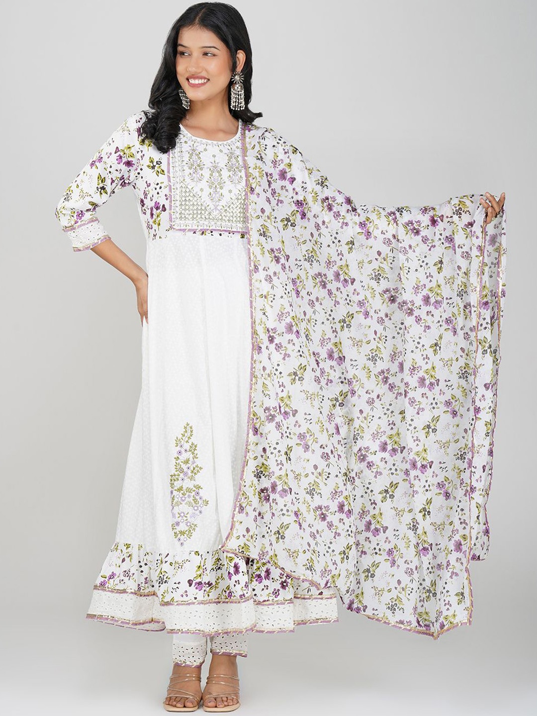 

Charitra Women Floral Printed Regular Kurti with Trousers & With Dupatta, White