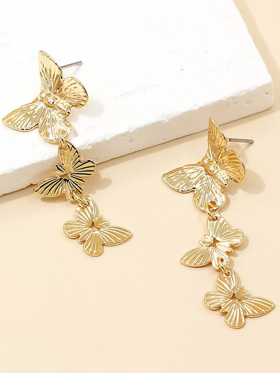 

DressBerry Animal Shaped Drop Earrings, Gold