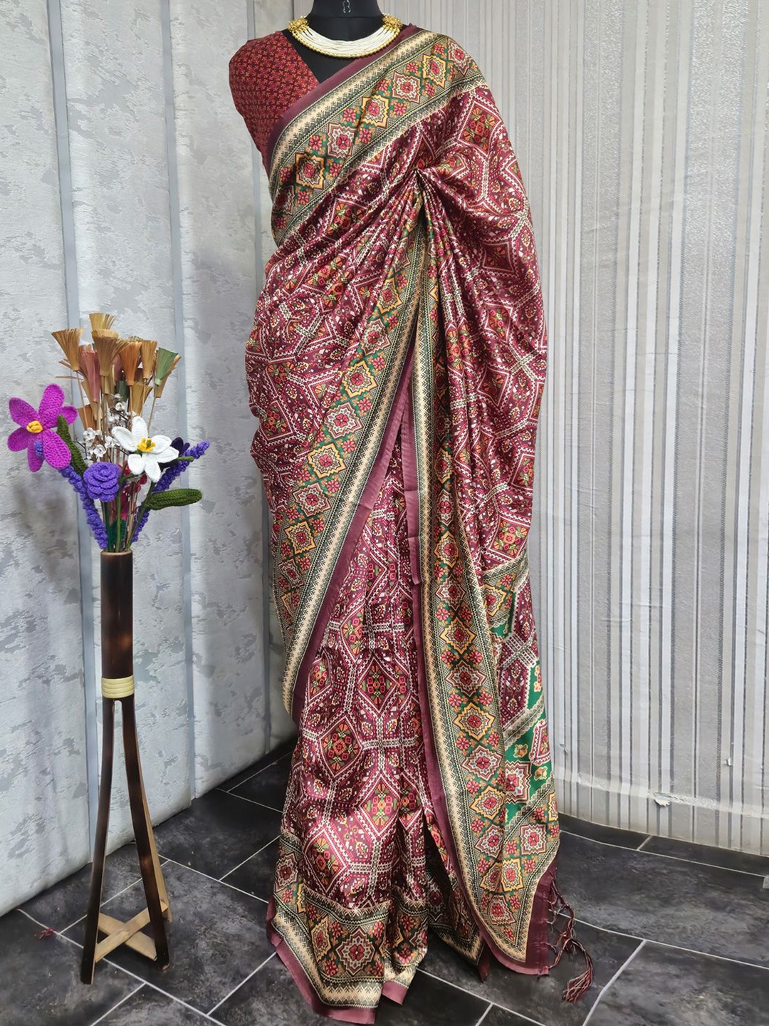 

Anouk Rustic Silk Blend Patola Saree, Brown