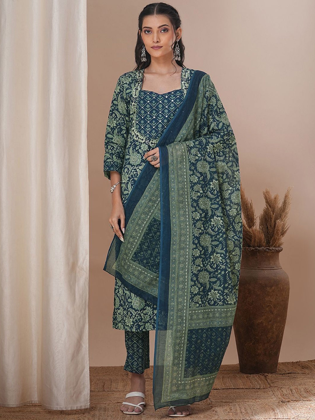 

FASHOR Women Ethnic Motifs Printed Regular Thread Work Pure Cotton Kurta with Trousers & With Dupatta, Teal