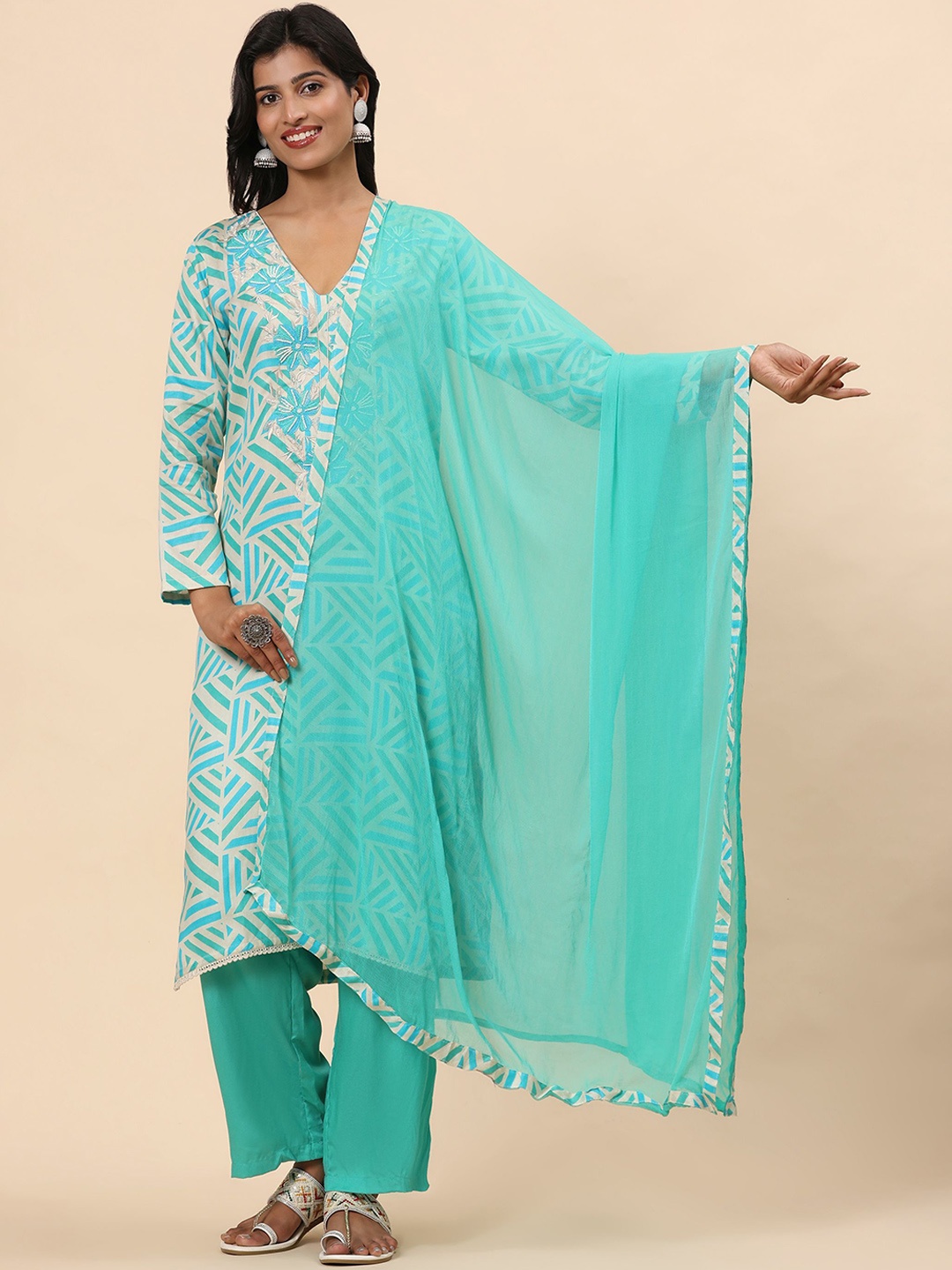 

Mamicha Women Printed Regular Beads and Stones Pure Cotton Kurta with Trousers & With Dupatta, Green
