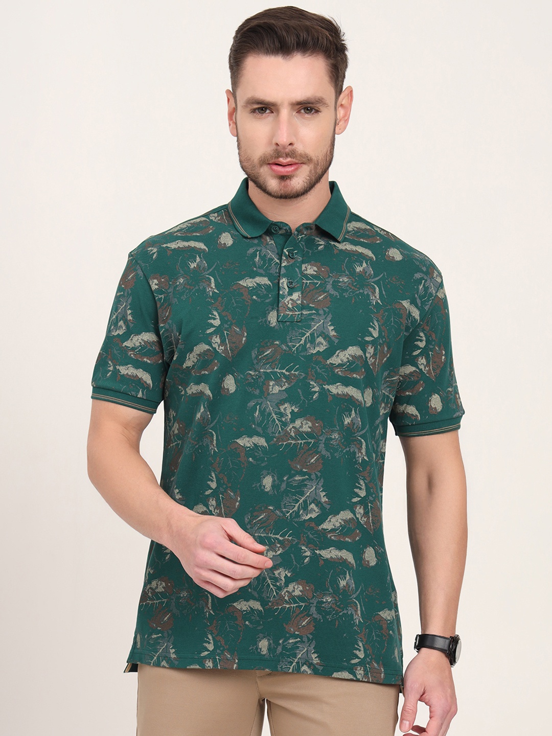 

JADE BLUE Men Printed Polo Collar Pockets Slim Fit T-shirt, Green