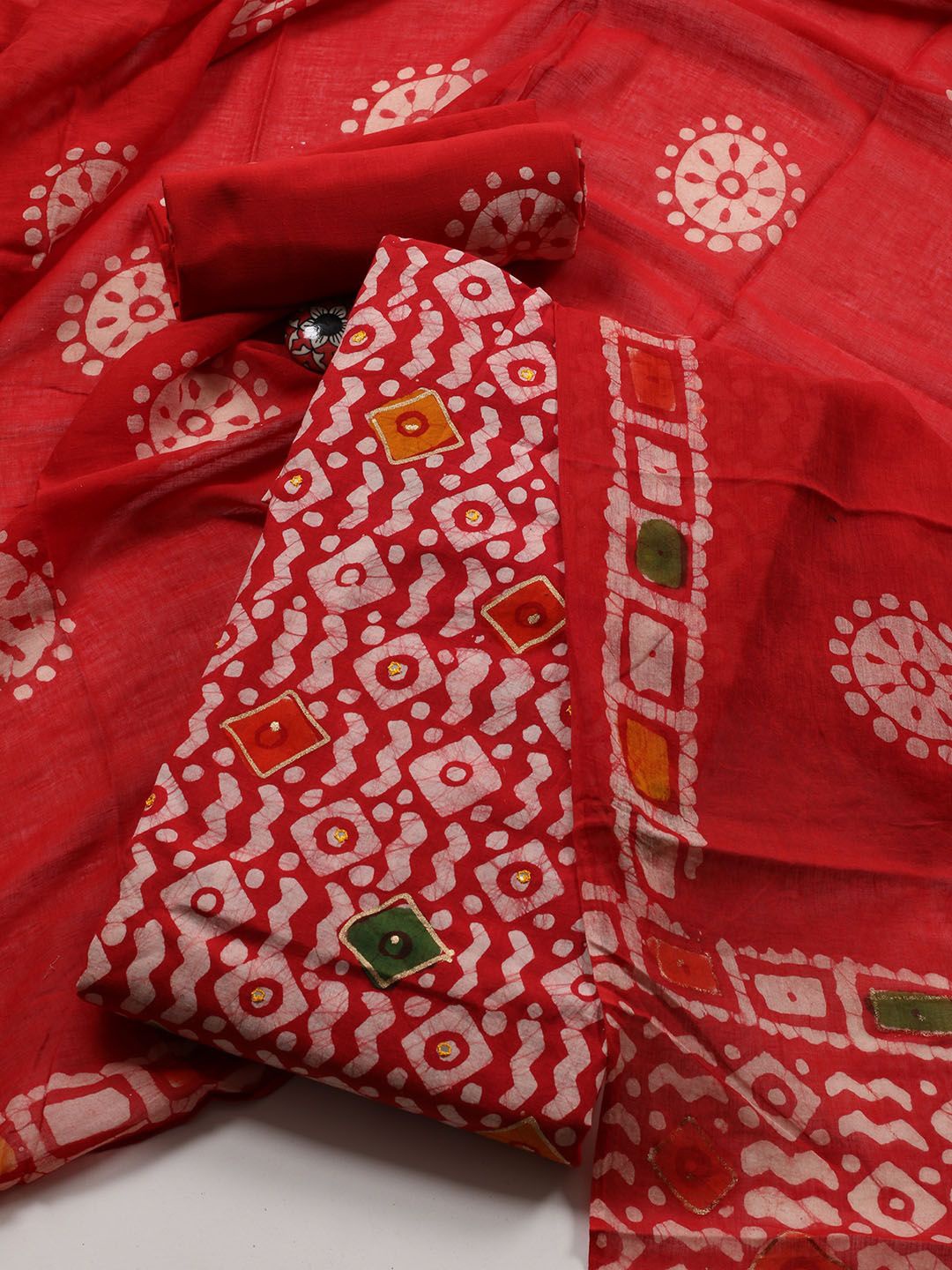 

Meena Bazaar Printed Unstitched Dress Material, Red