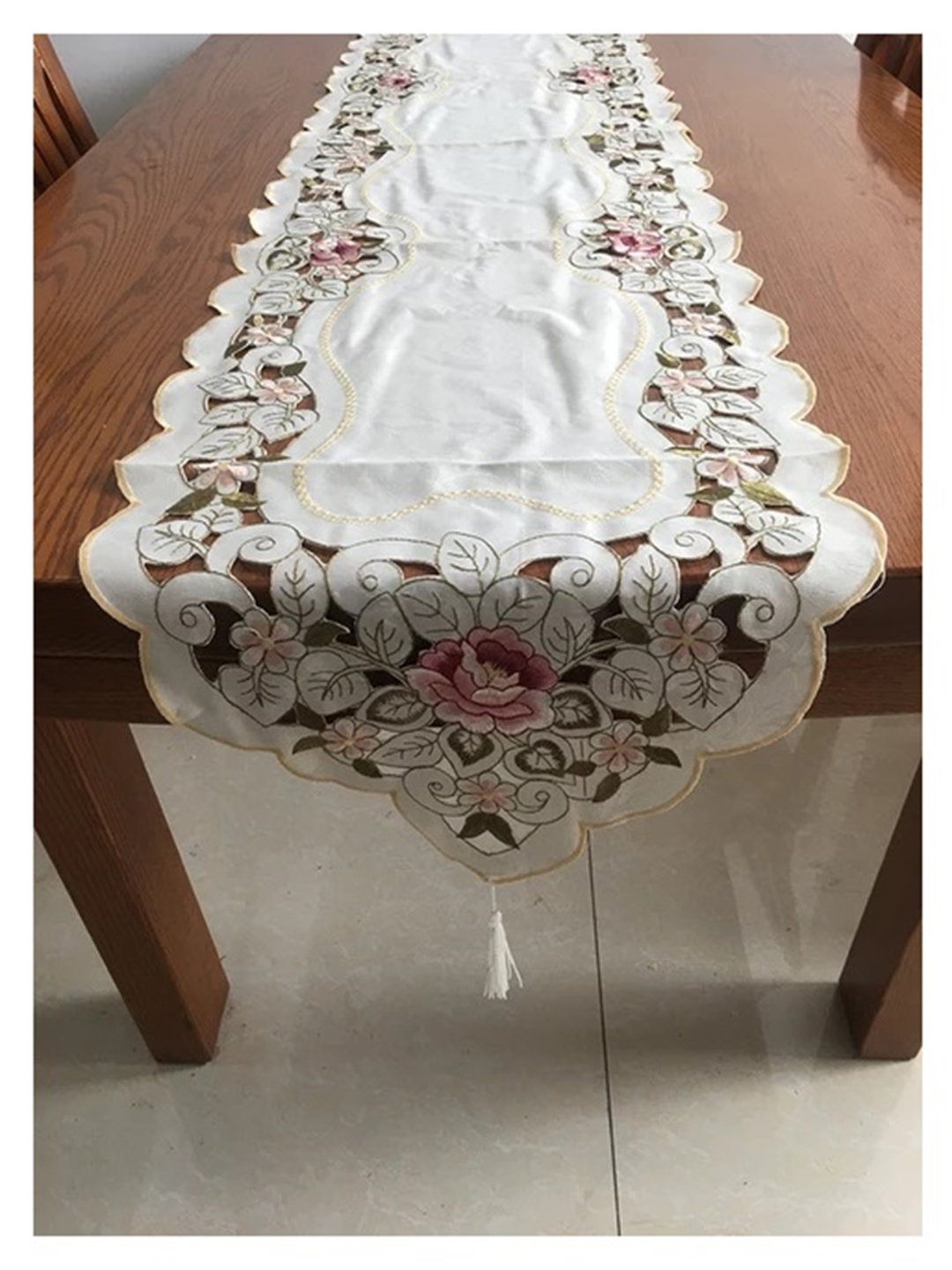 

TANLOOMS Cream & Pink Embroidered Cutwork TableRunner