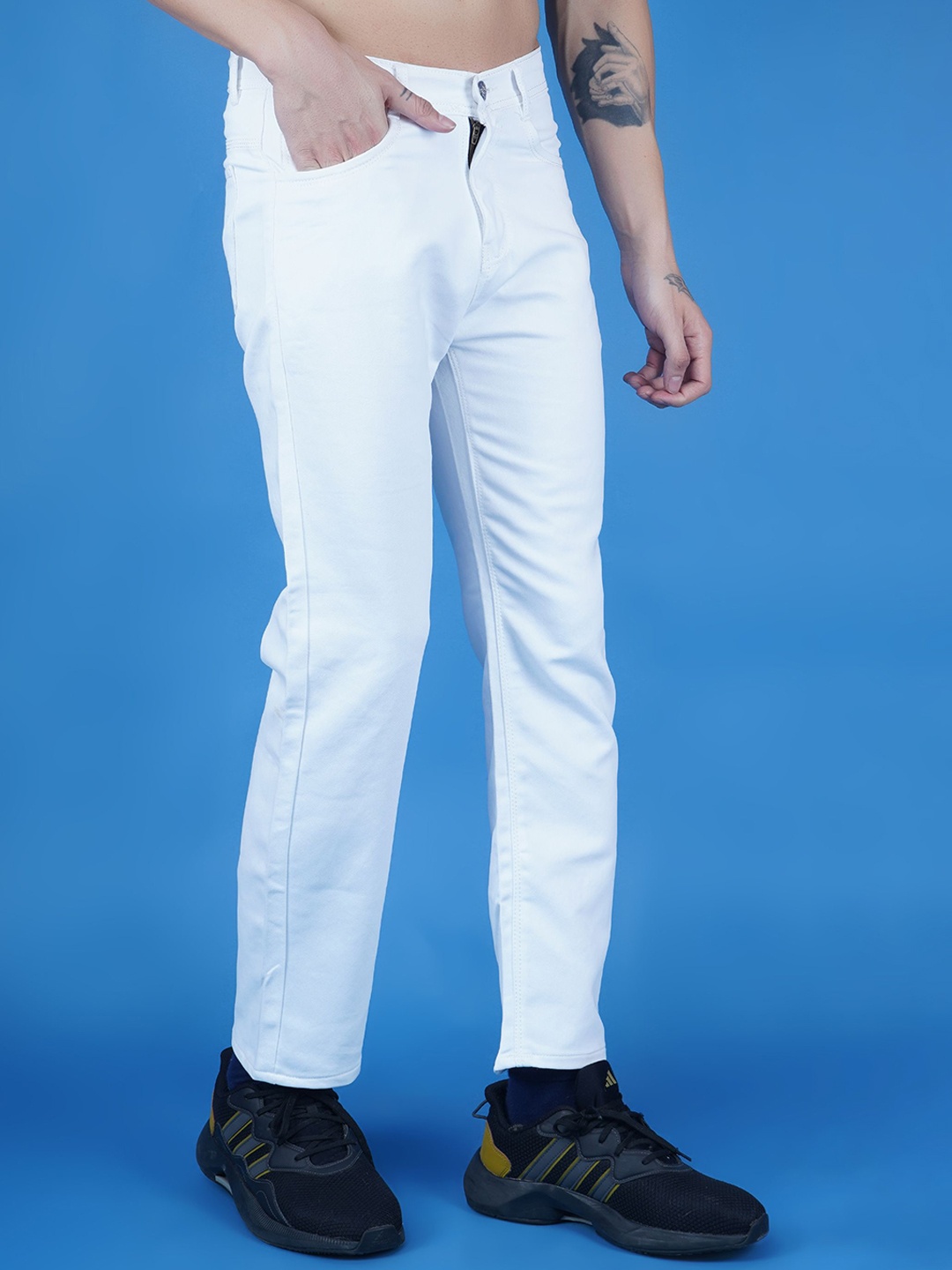 

Moda Rapido Men Classic Mildly Distressed Jeans, White