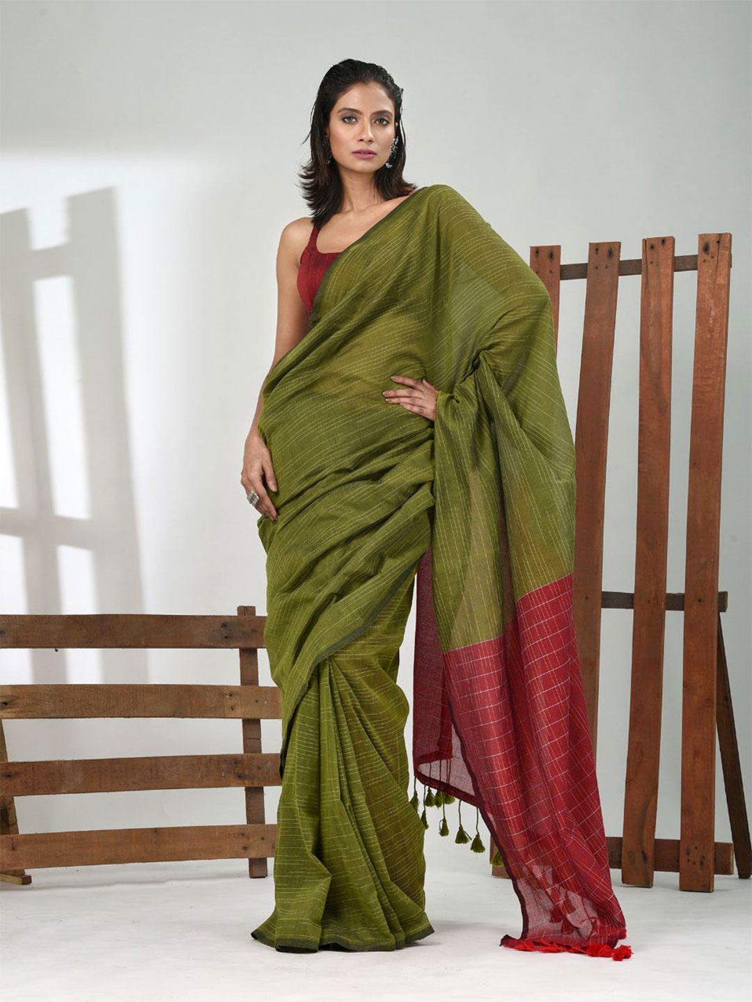 

Charukriti Pure Cotton Saree, Green
