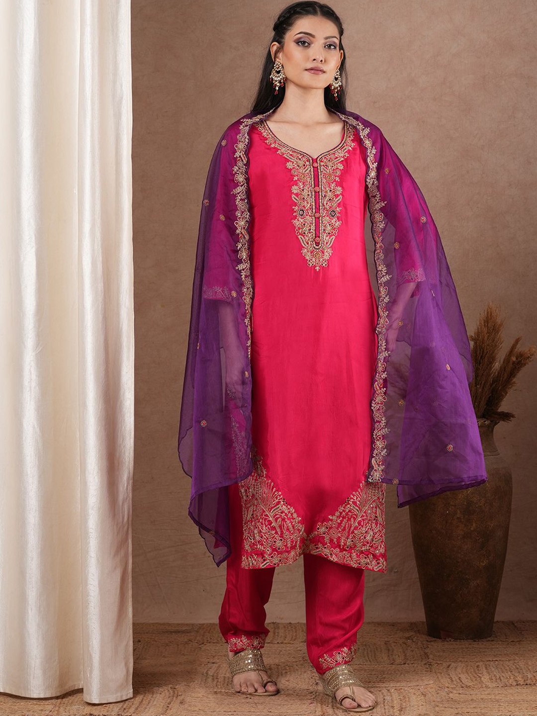 

FASHOR Women Floral Embroidered Regular Kurta with Trousers & With Dupatta, Pink